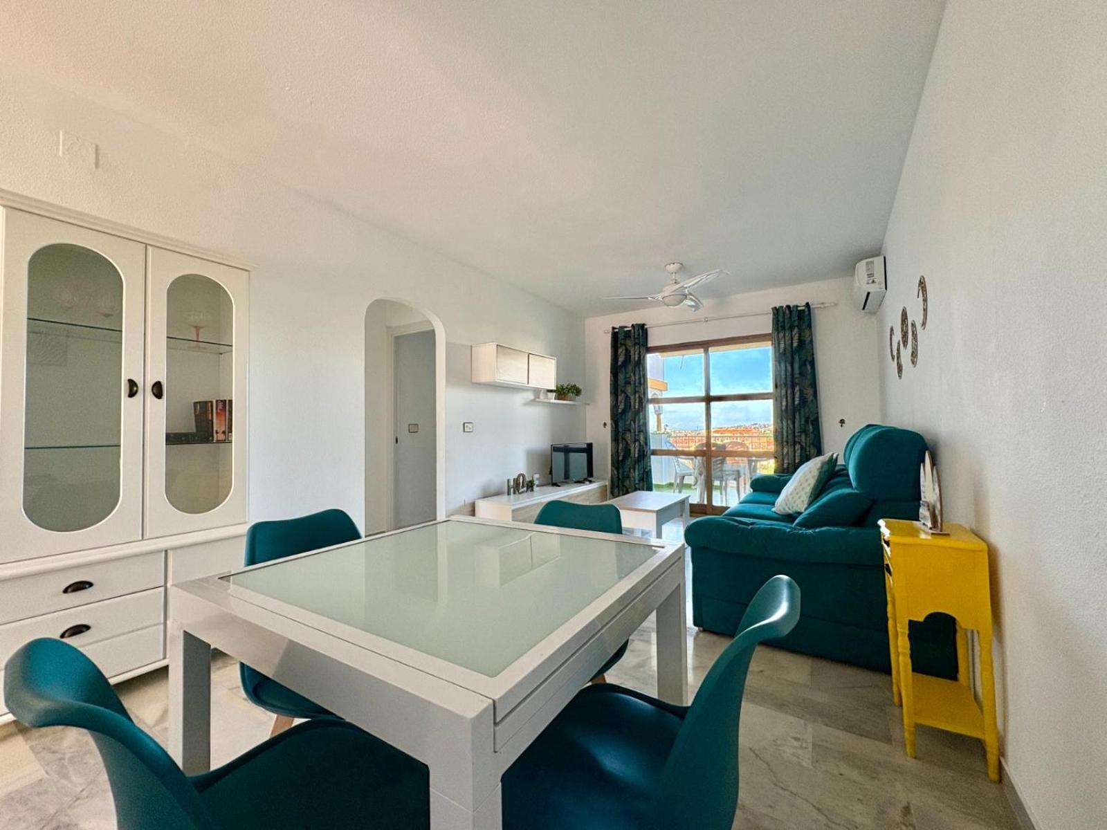 Kion Beach Appartment Mijas-Costa マラガ エクステリア 写真